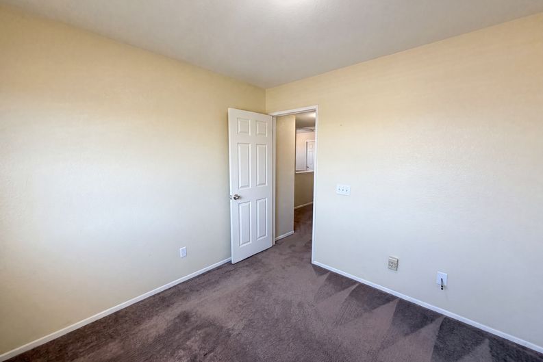 Photo 24 of 36 of 11401 Villa St, Adelanto, CA