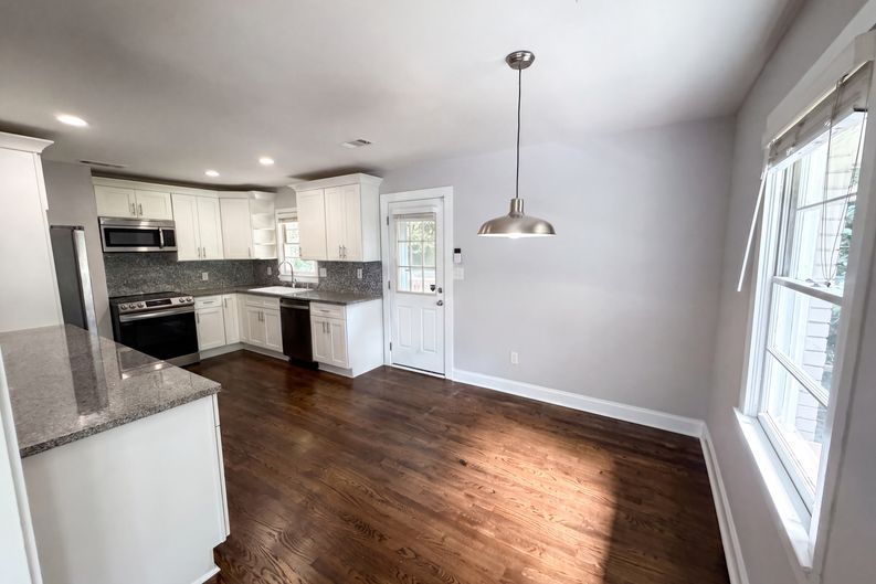 Photo 6 of 26 of 2336 Nesbitt Dr NE, Brookhaven, GA