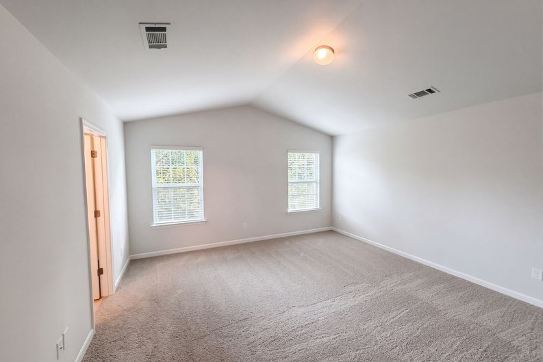 Photo 4 of 32 of 900 Etta Pl, Gastonia, NC