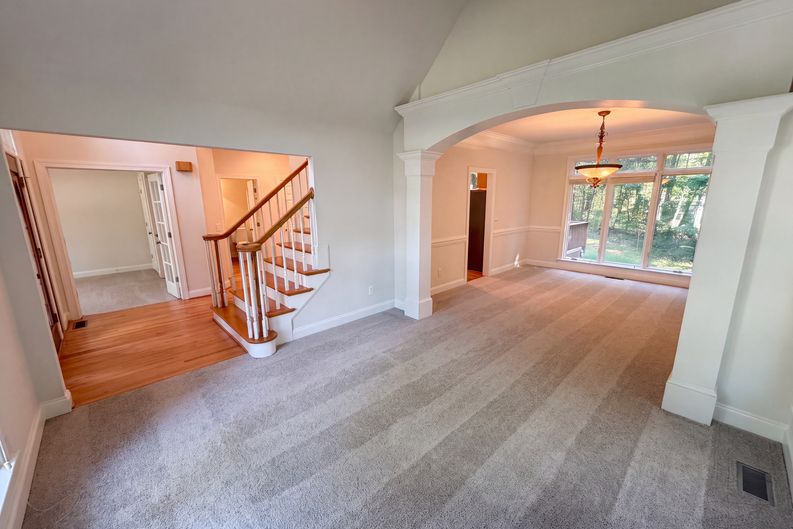Photo 8 of 33 of 10124 Windtree Ln, Charlotte, NC
