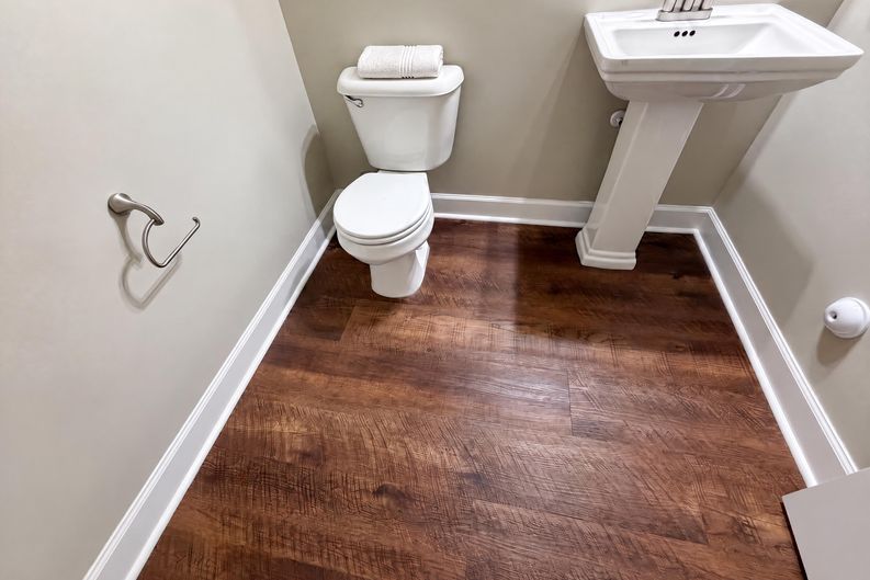 Photo 12 of 19 of 1812 Devonridge Dr, Fuquay Varina, NC