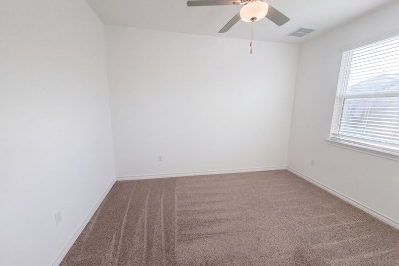 Photo 12 of 24 of 17325 Casanova Ave, Pflugerville, TX