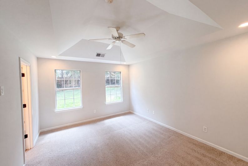 Photo 7 of 24 of 220 Longshadow Dr, Lexington, SC