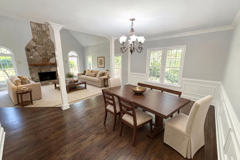 Photo 12 of 58 of 984 Forest Pond Ct, Marietta, GA