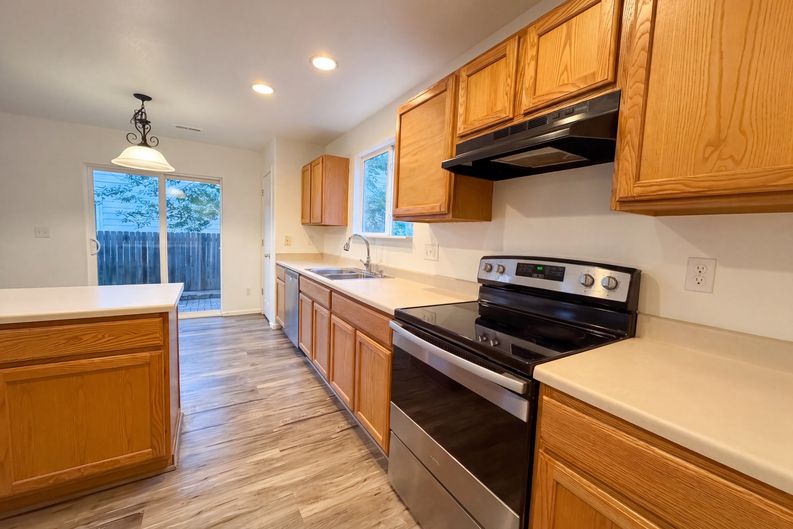 Photo 10 of 22 of 10590 Butte Dr, Longmont, CO