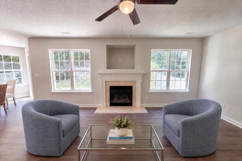 Photo 9 of 18 of 3978 Shasta Cir, Clover, SC