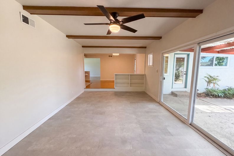 Photo 17 of 27 of 9630 Beachwood Dr, Orangevale, CA