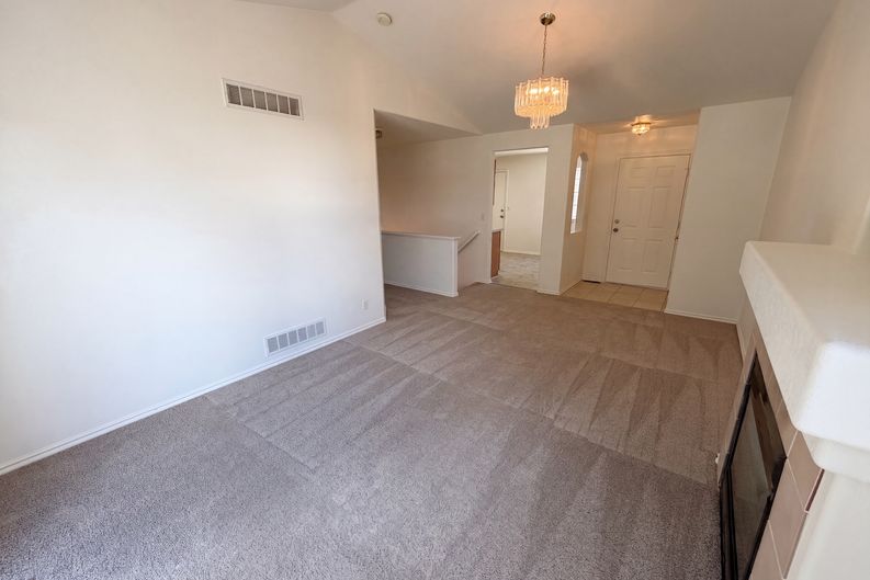 Photo 7 of 29 of 18959 E Linvale Pl, Aurora, CO