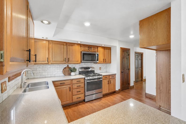 Photo 39 of 55 of 30243 Pine Crest Dr, Evergreen, CO