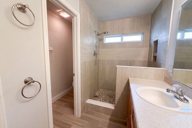 Photo 18 of 22 of 6026 Fillyside Trl, Jacksonville, FL