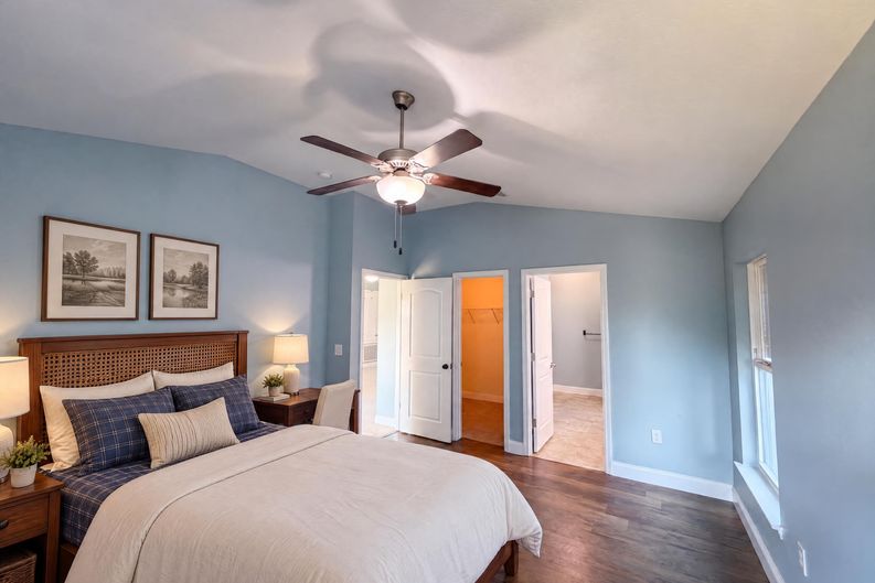 Photo 4 of 26 of 1229 Longville Cir, Tavares, FL