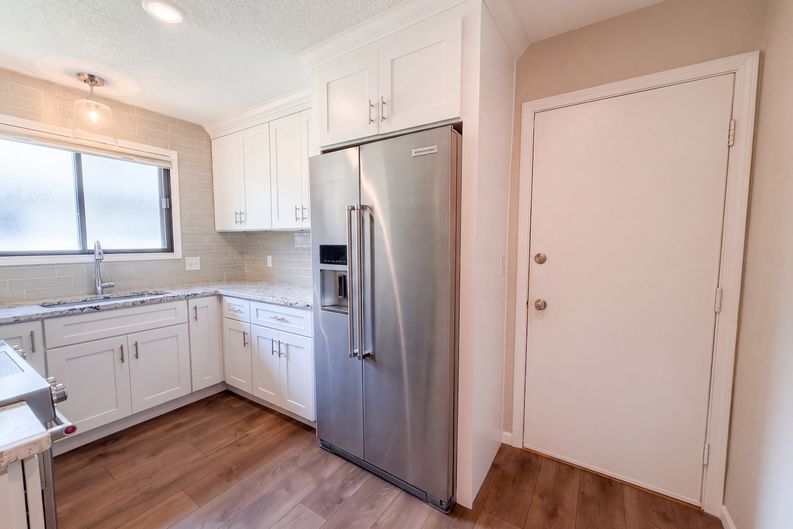 Photo 8 of 18 of 13397 Hughes Ct, Apple Valley, MN