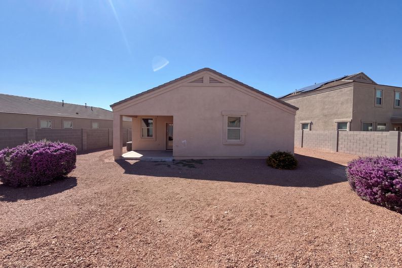 Photo 5 of 42 of 3805 N 298th Ave, Buckeye, AZ