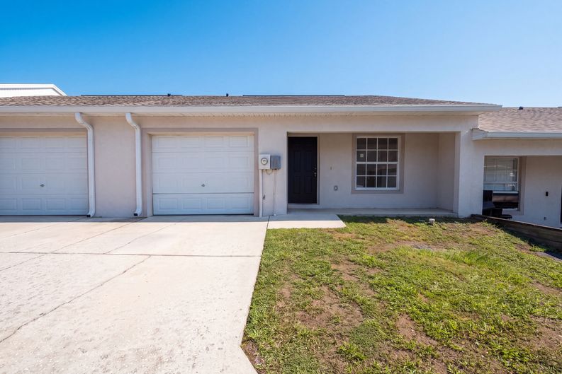 Photo 24 of 27 of 37209 Grassy Hill Ln, Dade City, FL