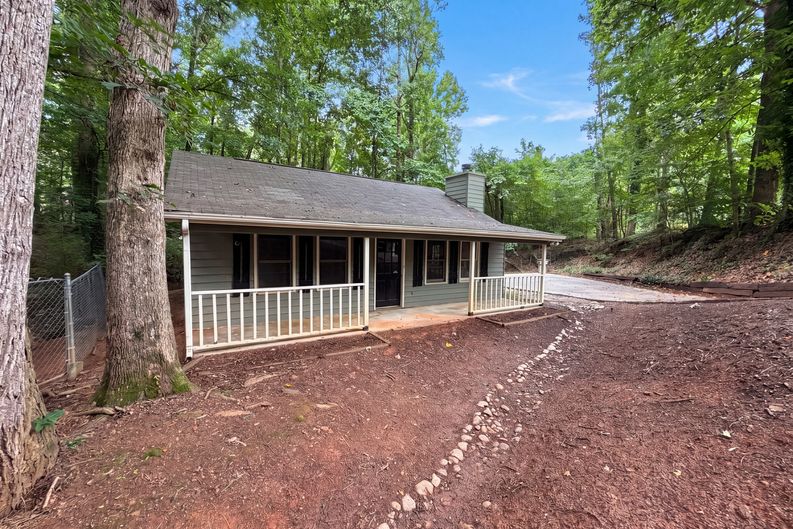 Photo 15 of 18 of 9315 Dogwood Pl, Gainesville, GA