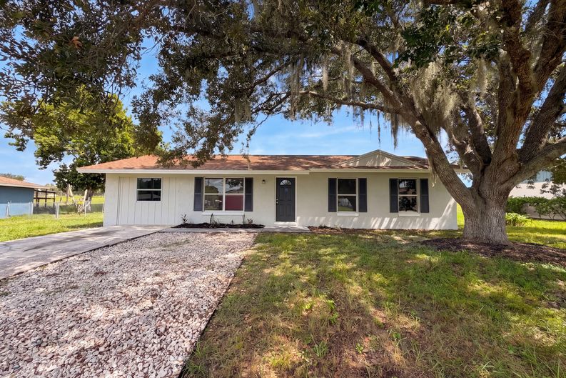 Photo 23 of 24 of 1262 Padgett Cir, Lady Lake, FL