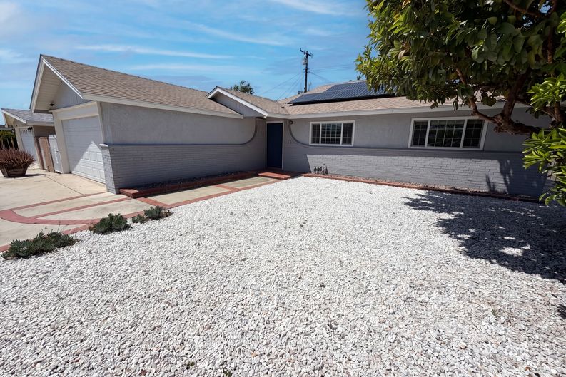 Photo 27 of 33 of 1007 E Citrus Edge St, Azusa, CA