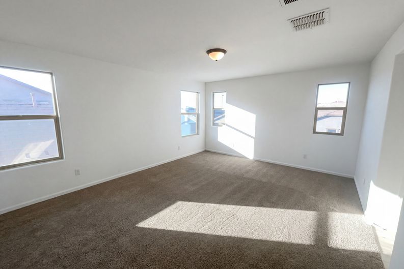 Photo 4 of 39 of 3940 E Blue Spruce Ln, Gilbert, AZ