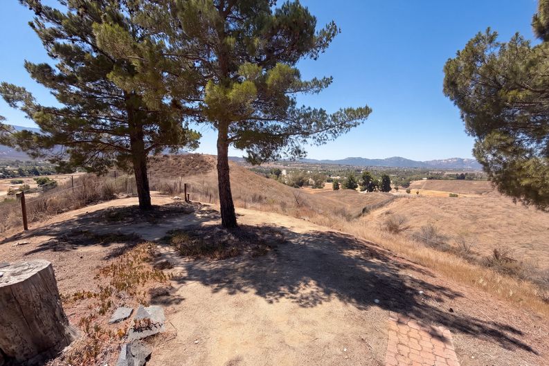 Photo 44 of 46 of 35095 Via Cerro Vis, Temecula, CA