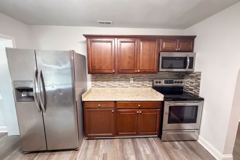 Photo 3 of 19 of 4800 Leonard Ave, Henrico, VA