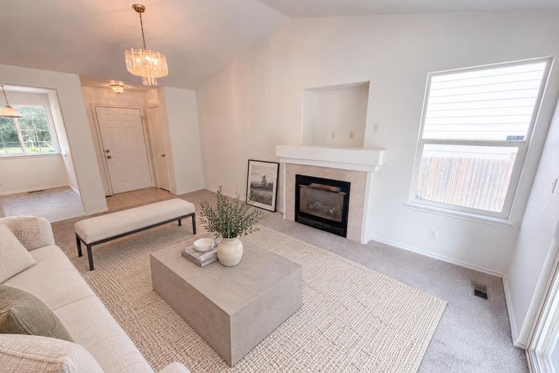 Photo 6 of 29 of 18959 E Linvale Pl, Aurora, CO