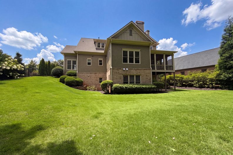 Photo 9 of 30 of 256 Hanson Way, Marietta, GA
