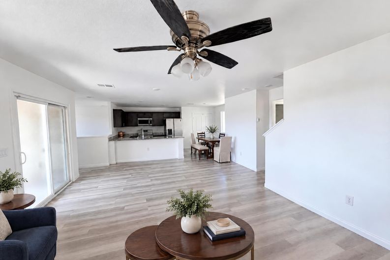 Photo 6 of 41 of 6875 Crimson Shadow St, North Las Vegas, NV