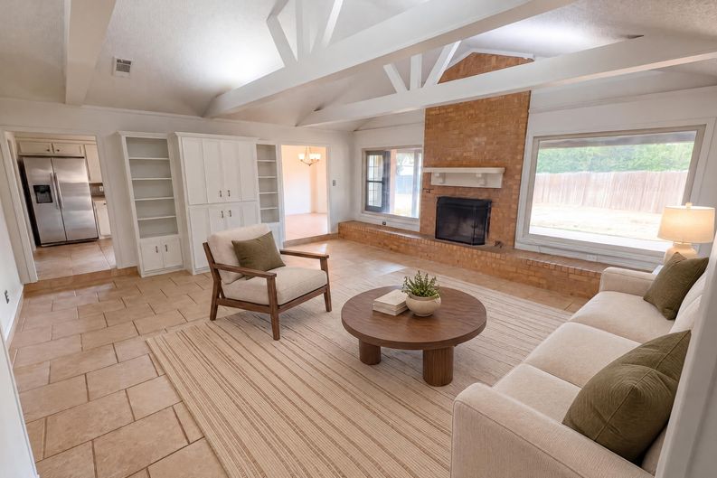 Photo 8 of 18 of 3707 110th St, Lubbock, TX