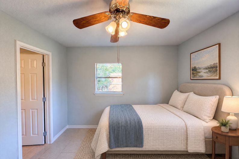 Photo 12 of 19 of 502 Jennings St, Nocona, TX