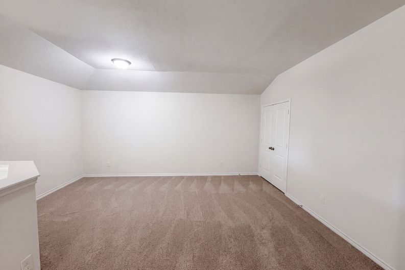 Photo 11 of 19 of 5614 Fenton Ln, Belton, TX