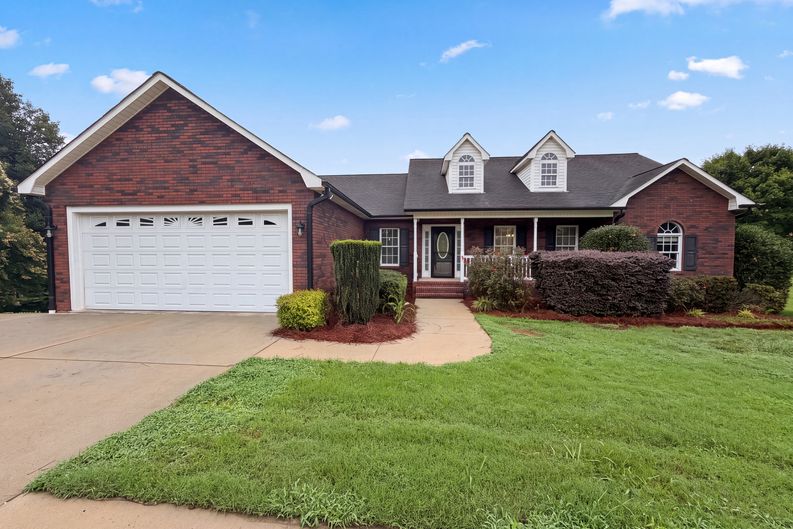 Photo 19 of 21 of 106 Millbranch Ln, Statesville, NC
