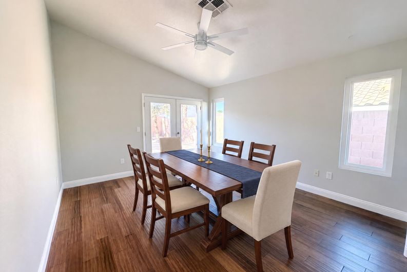 Photo 10 of 39 of 8032 Tailwind Ave, Las Vegas, NV