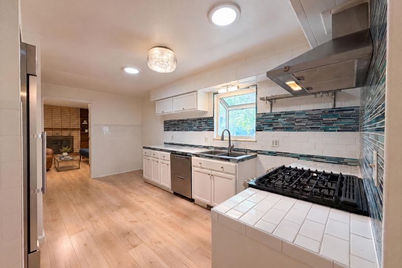 Photo 16 of 54 of 1307 Redwood Dr, Loveland, CO