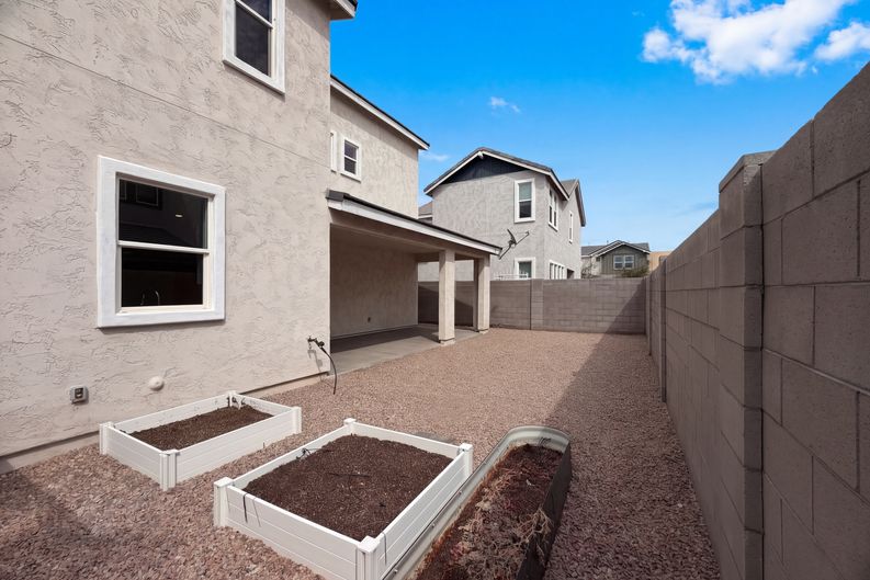 Photo 5 of 18 of 1823 W 22nd Ave, Apache Junction, AZ