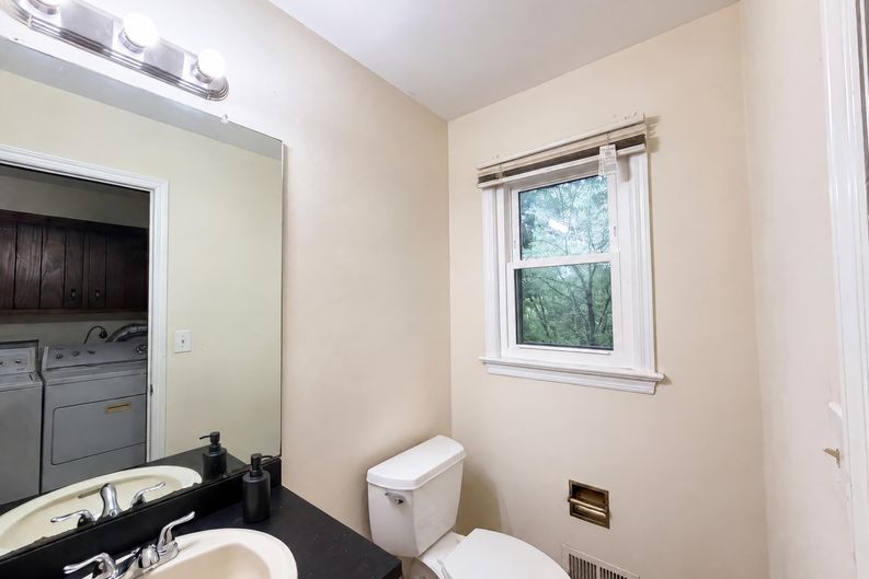 Photo 11 of 35 of 101 Wexford Way, Basking Ridge, NJ