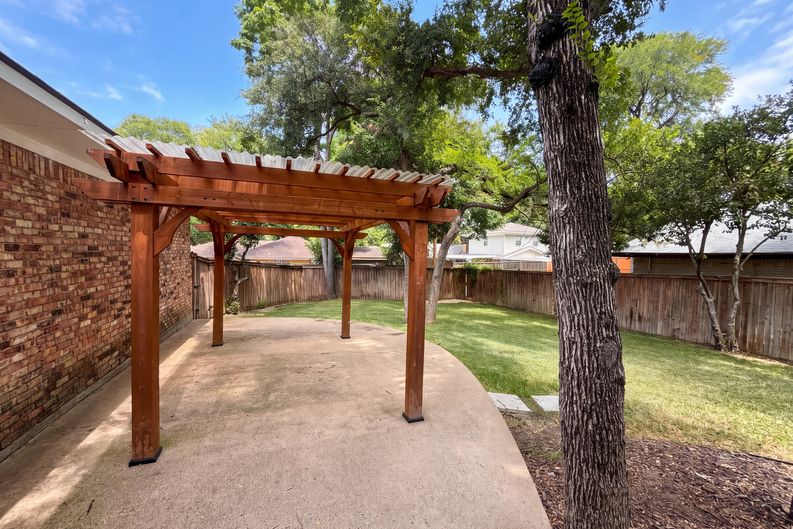 Photo 22 of 24 of 8839 Sweetwater Dr, Dallas, TX