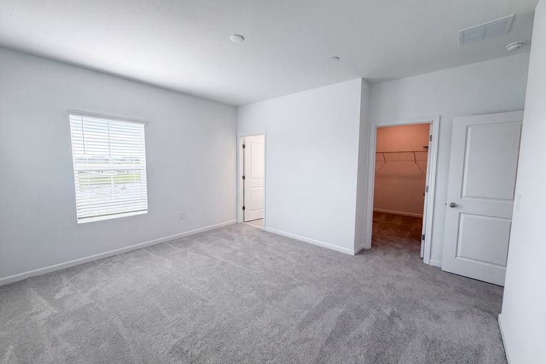 Photo 4 of 27 of 2224 Red Sun St, Apopka, FL