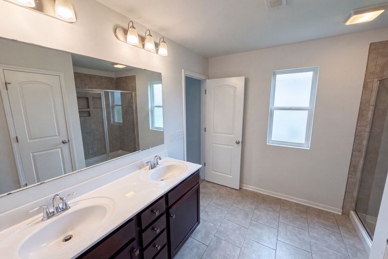Photo 14 of 21 of 5627 Barclay Ct, Fort Mill, SC