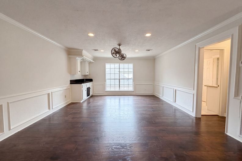 Photo 11 of 27 of 6902 Fawncliff Dr, Houston, TX