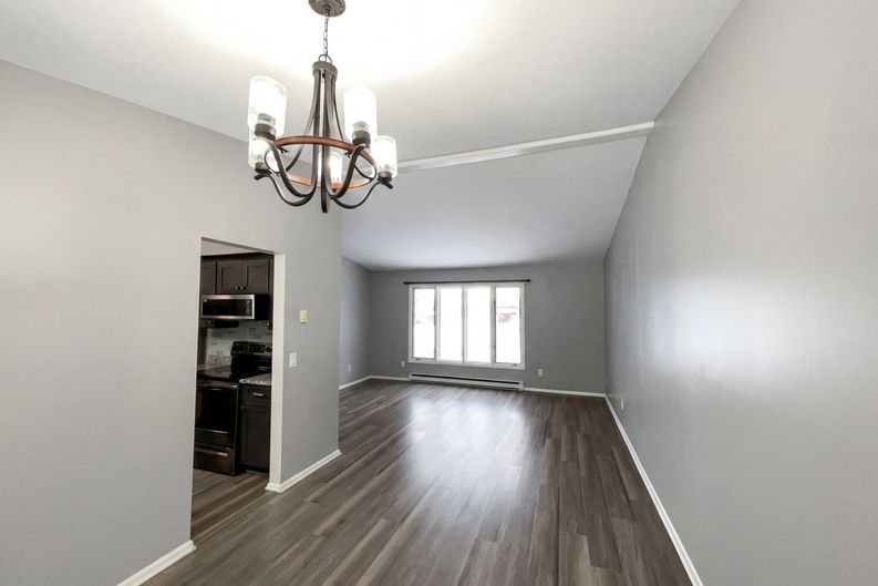 Photo 10 of 22 of 32847 Redwood Blvd, Avon Lake, OH