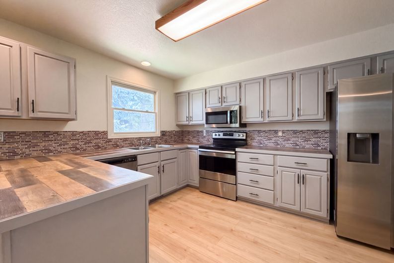 Photo 19 of 39 of 2924 Bow Line Pl, Longmont, CO