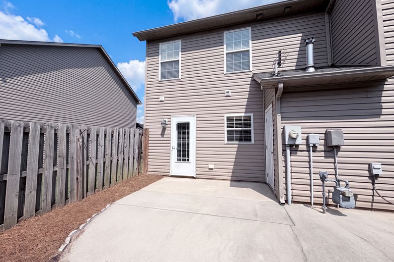 Photo 5 of 18 of 4207 Bentley Dr, Randleman, NC