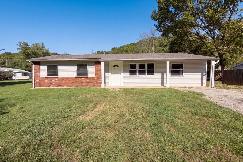 Photo 15 of 17 of 6436 Kathy Dr, High Ridge, MO