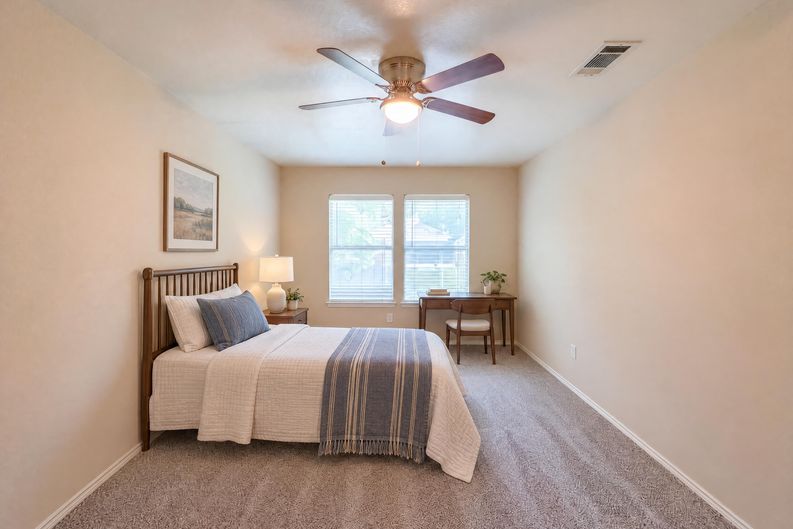 Photo 15 of 27 of 106 Forestview Rd, Hickory Creek, TX
