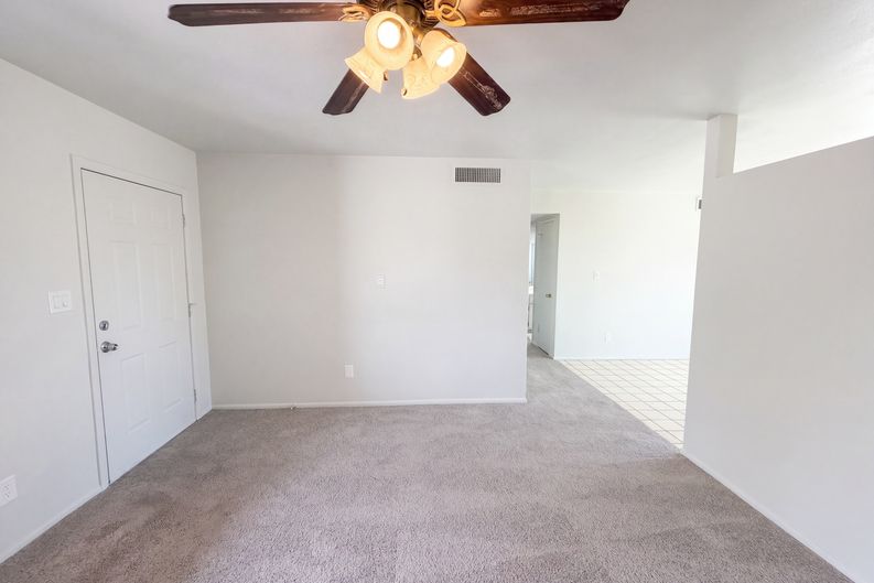 Photo 8 of 27 of 1413 W Behrend Dr, Phoenix, AZ