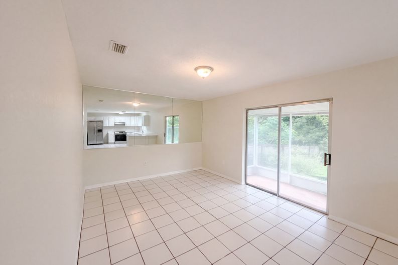 Photo 8 of 15 of 715 Drawdy Rd, Babson Park, FL