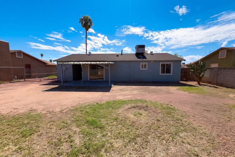 Photo 5 of 32 of 6208 W Alvarado Rd, Phoenix, AZ