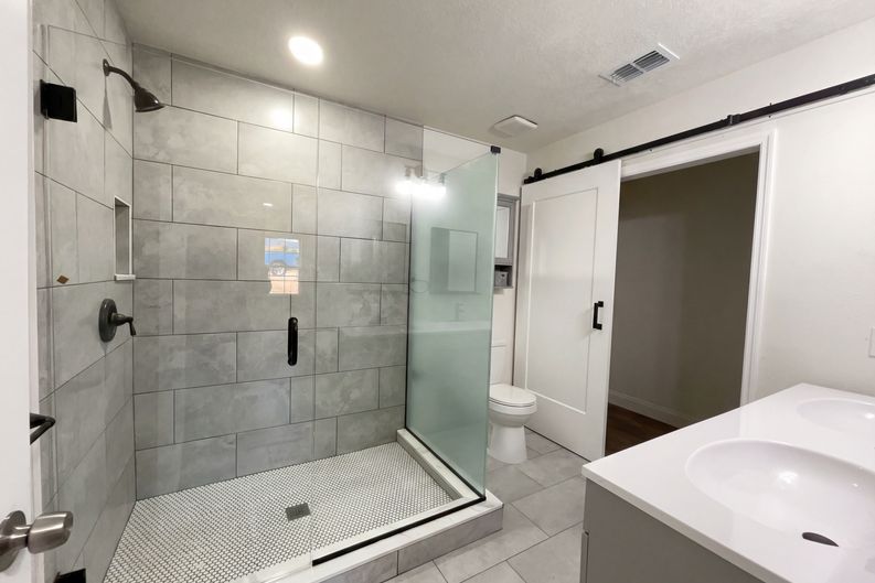 Photo 10 of 22 of 546 Gifford Ct, Deltona, FL