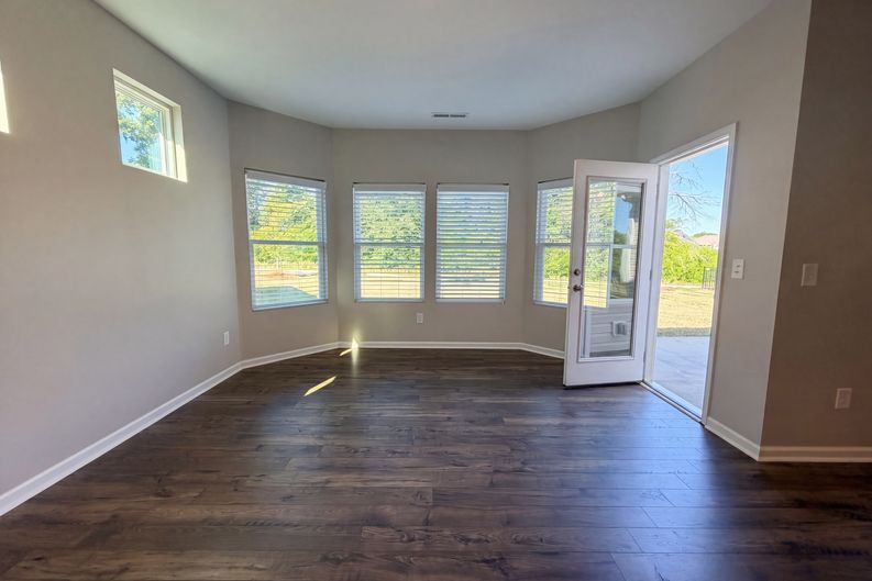Photo 7 of 19 of 440 Shallowford Dr, Rock Hill, SC