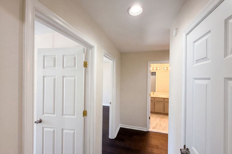 Photo 36 of 54 of 15489 Chopawamsic Ct, Woodbridge, VA